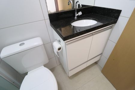 Apartamento para alugar com 60m², 2 quartos e 1 vagaBanheiro do Quarto 1