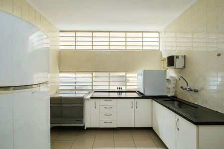 Casa para alugar com 4 quartos, 269m² em Sumaré, São Paulo