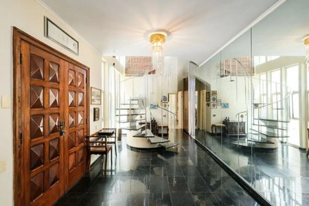 Casa para alugar com 4 quartos, 269m² em Sumaré, São Paulo