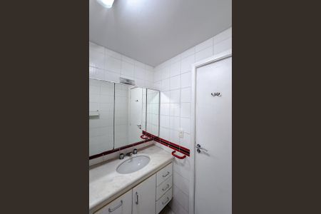 Apartamento à venda com 111m², 3 quartos e 1 vagaBanheiro 2