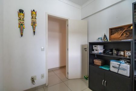 Quarto 1 de apartamento à venda com 3 quartos, 105m² em Jardim Tupanci, Barueri