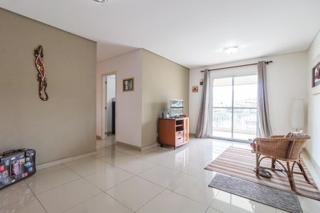 Sala de apartamento à venda com 3 quartos, 105m² em Jardim Tupanci, Barueri
