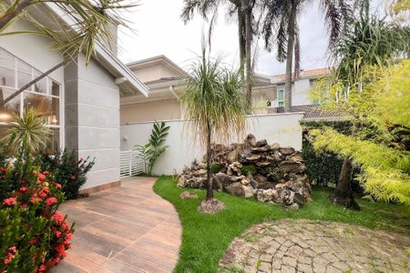 Casa de condomínio para alugar com 300m², 3 quartos e 4 vagasJardim