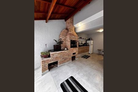 Casa à venda com 3 quartos, 182m² em Vila Deodoro, São Paulo