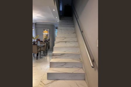 Casa à venda com 182m², 3 quartos e 3 vagas