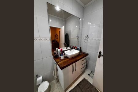 Casa à venda com 182m², 3 quartos e 3 vagas