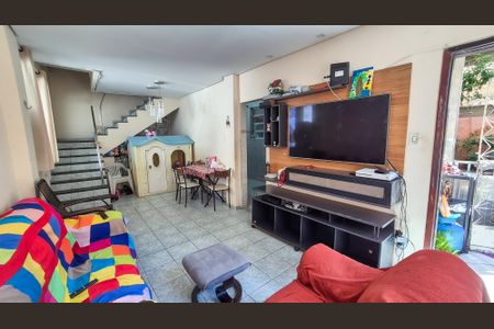 Casa à venda com 3 quartos, 142m² em Colégio, Rio de Janeiro