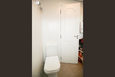 Apartamento à venda com 274m², 4 quartos e 4 vagas Apartamento à venda com 274m², 4 quartos e 4 vagasBanheiro da Suíte 4