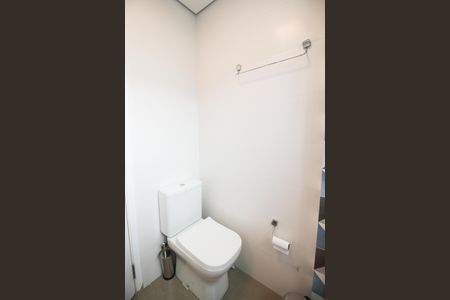 Apartamento à venda com 274m², 4 quartos e 4 vagas Apartamento à venda com 274m², 4 quartos e 4 vagasBanheiro da Suíte 3