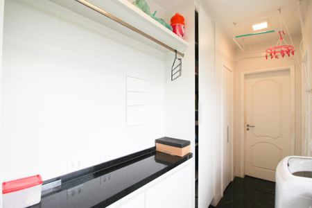 Apartamento à venda com 274m², 4 quartos e 4 vagas Apartamento à venda com 274m², 4 quartos e 4 vagasÁrea de Serviço