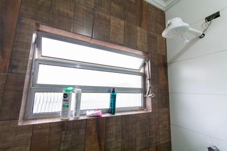 Casa à venda com 157m², 2 quartos e 4 vagasBanheiro 2