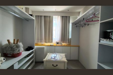 Apartamento à venda com 156m², 2 quartos e 2 vagasCloset da Suíte 1
