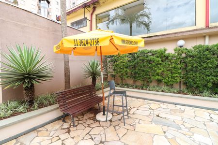 Apartamento para alugar com 75m², 2 quartos e 1 vagaÁrea comum - Entrada
