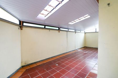 Apartamento para alugar com 75m², 2 quartos e 1 vagaQuintal