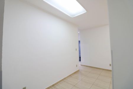 Sala de apartamento para alugar com 2 quartos, 75m² em Vila das Belezas, São Paulo