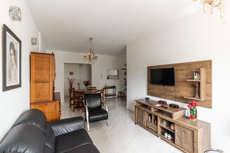 Apartamento à venda com 104m², 2 quartos e sem vagaSala