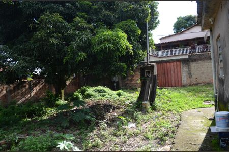 Casa para alugar com 67m², 2 quartos e 4 vagasQuintal