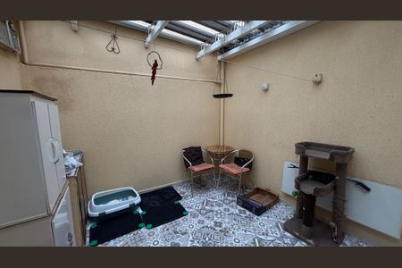 Casa à venda com 120m², 3 quartos e 2 vagas Casa à venda com 120m², 3 quartos e 2 vagasÁrea de Serviço