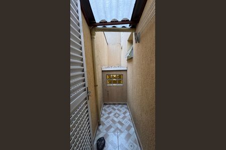 Casa à venda com 120m², 3 quartos e 2 vagas Casa à venda com 120m², 3 quartos e 2 vagasQuarto 1 Varanda