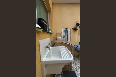 Casa à venda com 120m², 3 quartos e 2 vagas Casa à venda com 120m², 3 quartos e 2 vagasÁrea de Serviço