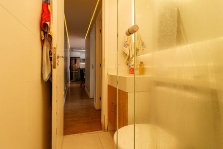 Apartamento para alugar com 47m², 2 quartos e 1 vaga Apartamento para alugar com 47m², 2 quartos e 1 vagaBanheiro