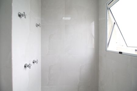 Apartamento à venda com 57m², 2 quartos e 2 vagasBanheiro da Suíte