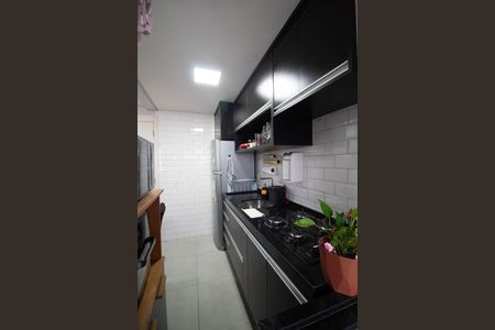 Apartamento à venda com 44m², 2 quartos e 1 vaga Apartamento à venda com 44m², 2 quartos e 1 vagaCozinha - Armários