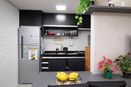 Apartamento à venda com 44m², 2 quartos e 1 vaga Apartamento à venda com 44m², 2 quartos e 1 vagaCozinha - Armários