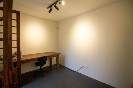 Casa para alugar com 130m², 2 quartos e 2 vagas Casa para alugar com 130m², 2 quartos e 2 vagasEscritório / Dispensa