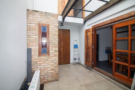 Casa para alugar com 130m², 2 quartos e 2 vagas Casa para alugar com 130m², 2 quartos e 2 vagasÁrea de Serviço