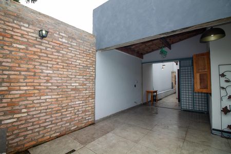 Casa para alugar com 130m², 2 quartos e 2 vagas Casa para alugar com 130m², 2 quartos e 2 vagasGaragem