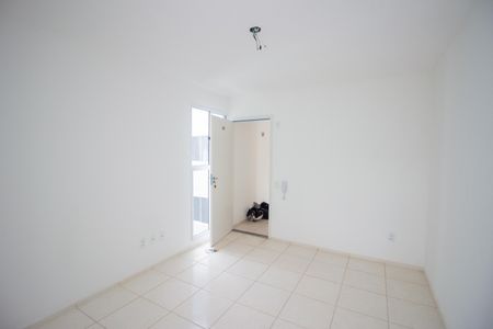 Sala de apartamento para alugar com 2 quartos, 49m² em Caiapos, Contagem