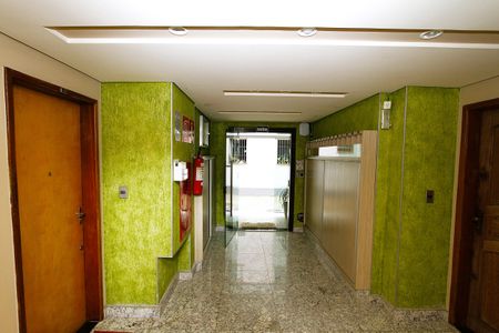 Apartamento à venda com 132m², 3 quartos e 2 vagasHall de entrada