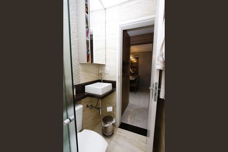 Apartamento à venda com 132m², 3 quartos e 2 vagasBanheiro 1