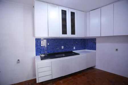 Casa para alugar com 70m², 2 quartos e sem vaga Casa para alugar com 70m², 2 quartos e sem vagaCozinha - Armários