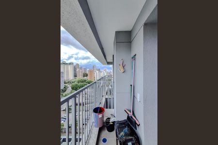 Apartamento para alugar com 41m², 2 quartos e sem vagaVaranda