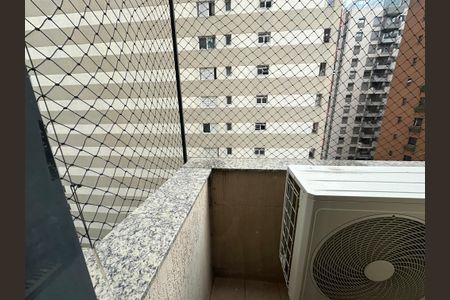 Apartamento para alugar com 62m², 2 quartos e 1 vagaSacada