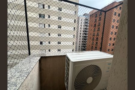 Apartamento para alugar com 62m², 2 quartos e 1 vagaSacada