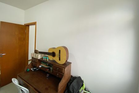 Quarto 2 de apartamento à venda com 2 quartos, 54m² em Fernao Dias, Belo Horizonte