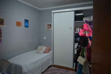 Casa à venda com 195m², 3 quartos e 3 vagasQuarto 2