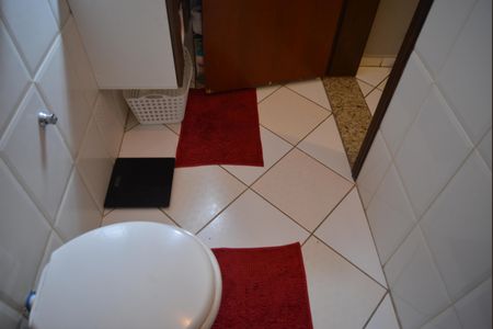 Casa à venda com 195m², 3 quartos e 3 vagasBanheiro da Suíte 1