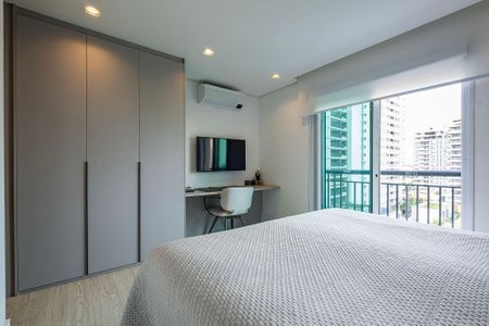 Apartamento à venda com 223m², 4 quartos e 4 vagasSuíte 1