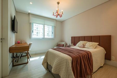 Apartamento à venda com 223m², 4 quartos e 4 vagasSuíte 3