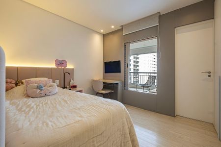 Apartamento à venda com 223m², 4 quartos e 4 vagasSuíte 4