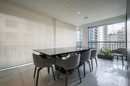 Sala de apartamento à venda com 4 quartos, 223m² em Paraíso, São Paulo