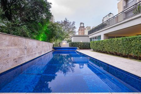 Apartamento à venda com 223m², 4 quartos e 4 vagasPiscina