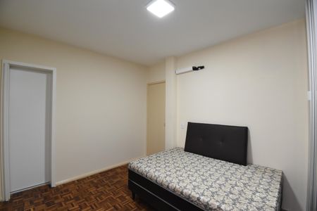 Apartamento para alugar com 120m², 3 quartos e 1 vagaSuíte