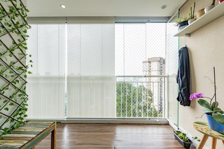 Apartamento para alugar com 53m², 2 quartos e 1 vaga Apartamento para alugar com 53m², 2 quartos e 1 vagaVaranda