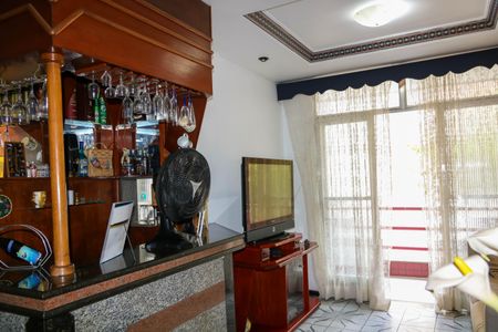 Casa à venda com 550m², 4 quartos e 4 vagas Casa à venda com 550m², 4 quartos e 4 vagasSala - Casa 1