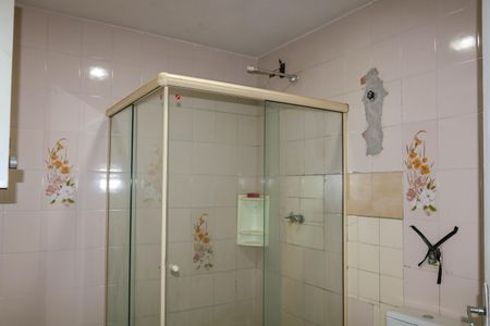 Casa à venda com 550m², 4 quartos e 4 vagas Casa à venda com 550m², 4 quartos e 4 vagasBanheiro Social - Casa 2